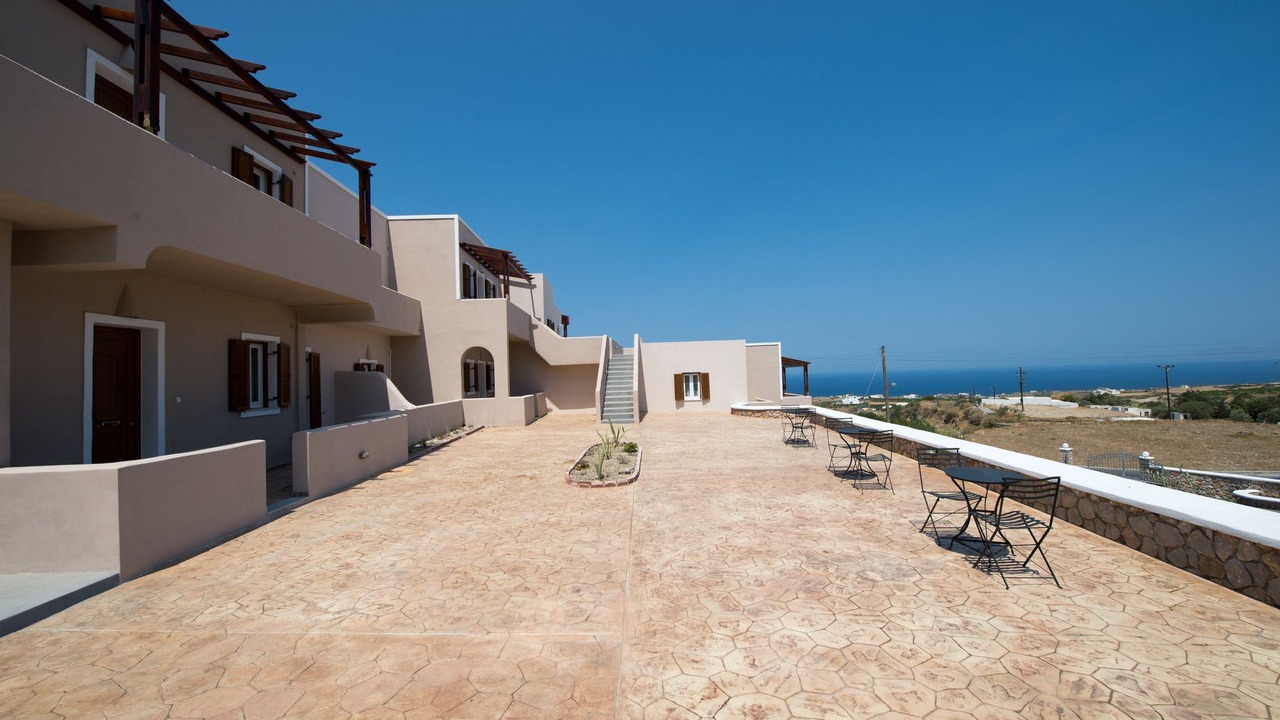 Photo of Buildings in Fira