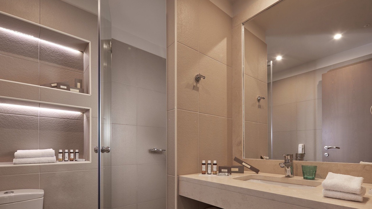 Photo of Bathroom in Amarousion