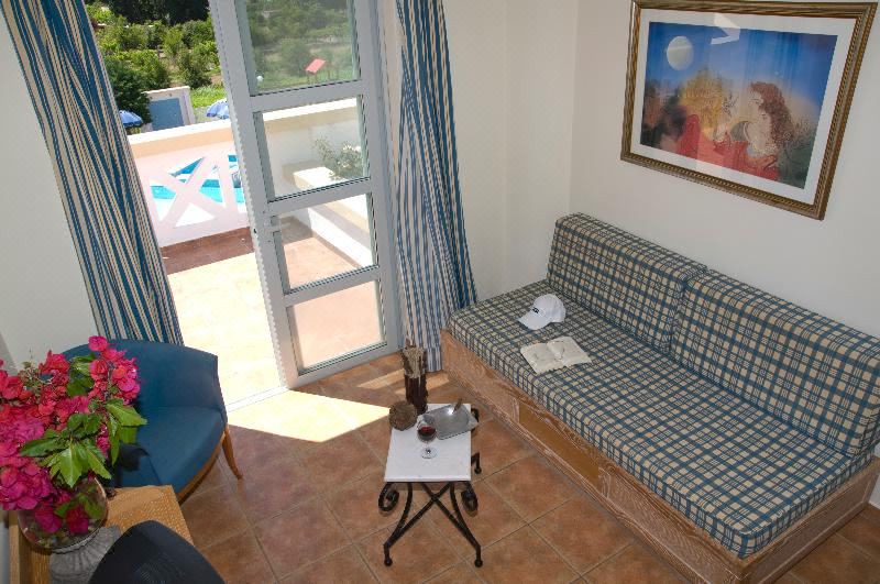 Photo of Livingroom in Lambi