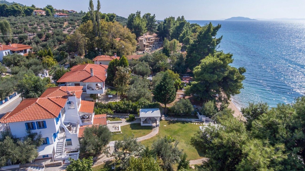 Photo of Others in Elia Nikitis