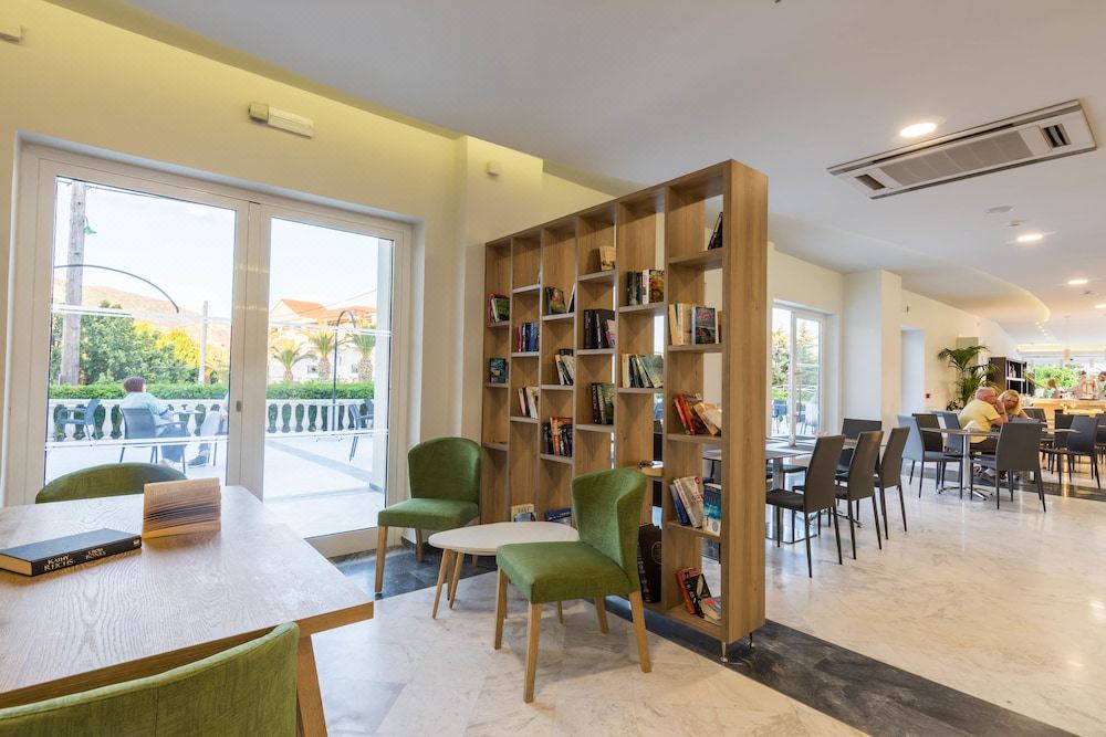Photo of Livingroom in Kalamaki
