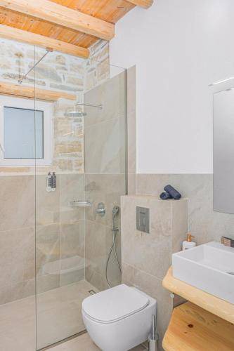 Photo of Bathroom in Matala