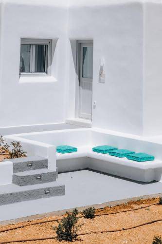 Photo of Others in Naxos
