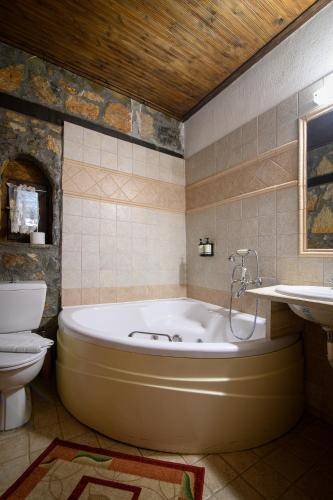 Photo of Bathroom in Aghios Athanasios
