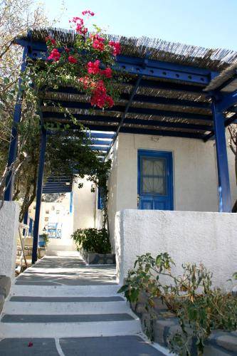 Photo of Others in Milos