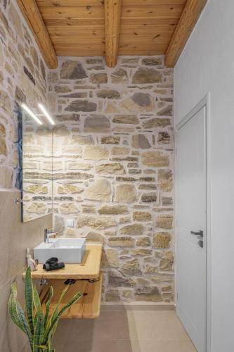 Photo of Bathroom in Matala
