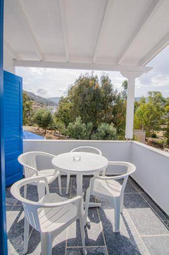 Photo of Patio Balcony in Ios