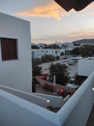 Photo of Others in Adamas
