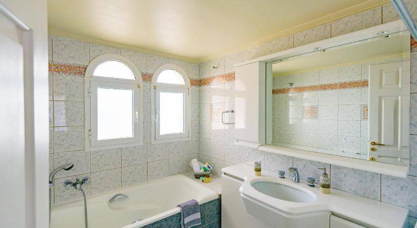 Photo of Bathroom in Kifisia