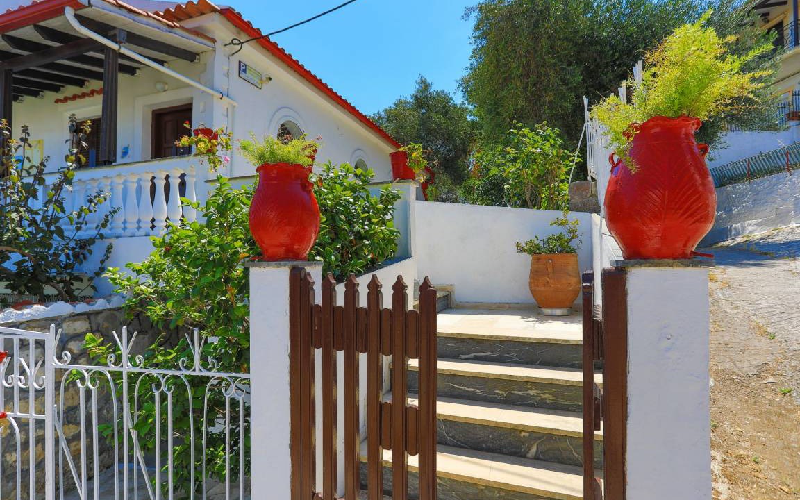 Photo of Others in Gaios