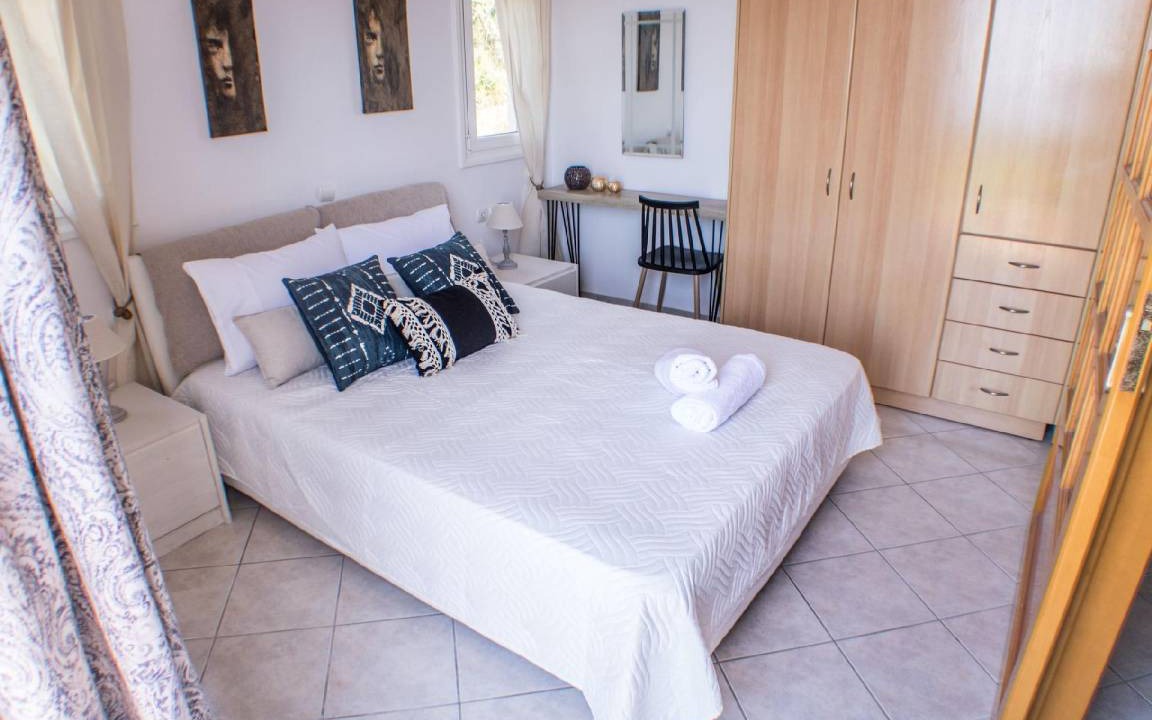 Photo of Bedroom in Roussospiti