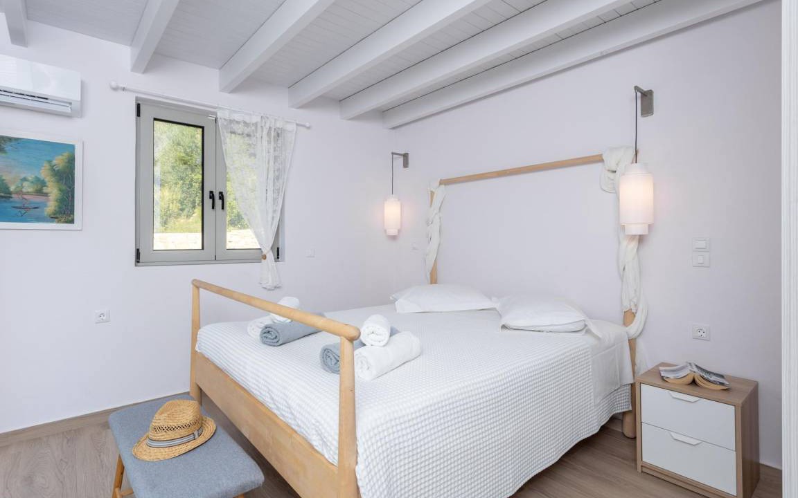 Photo of Bedroom in Koutsi