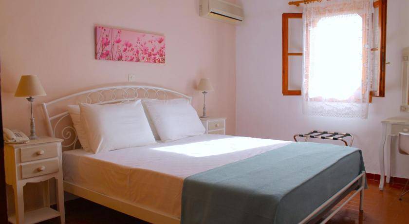 Photo of Bedroom in Mavrovouni