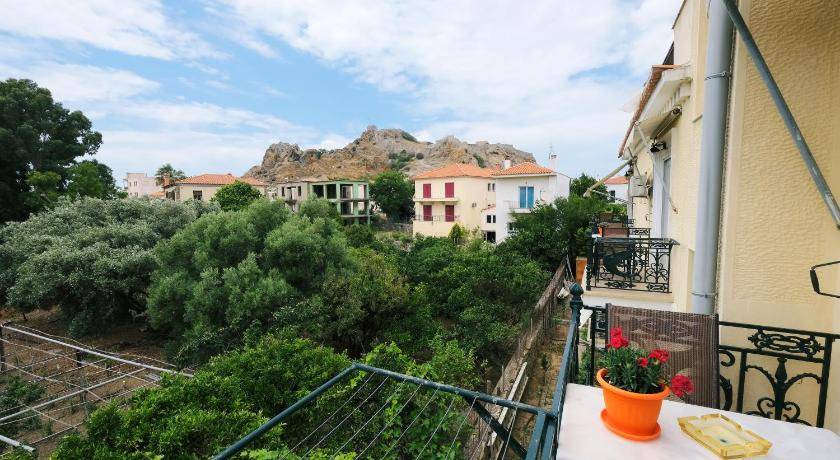 Photo of Patio Balcony in Myrina