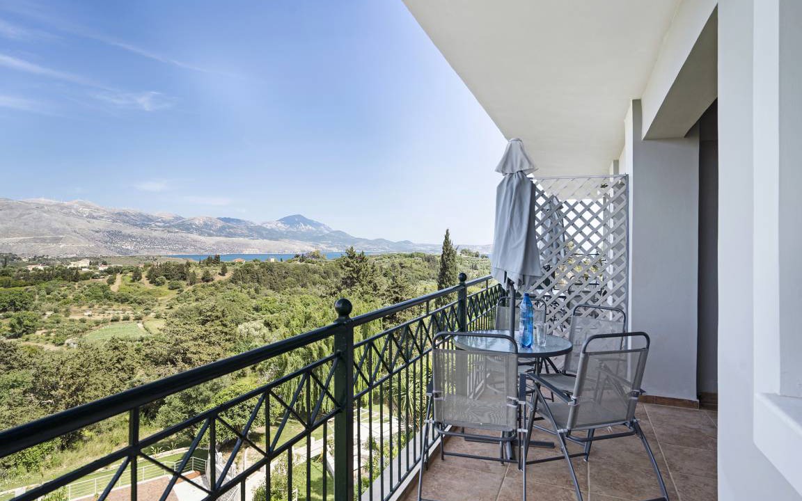 Photo of Patio Balcony in Kaminarata
