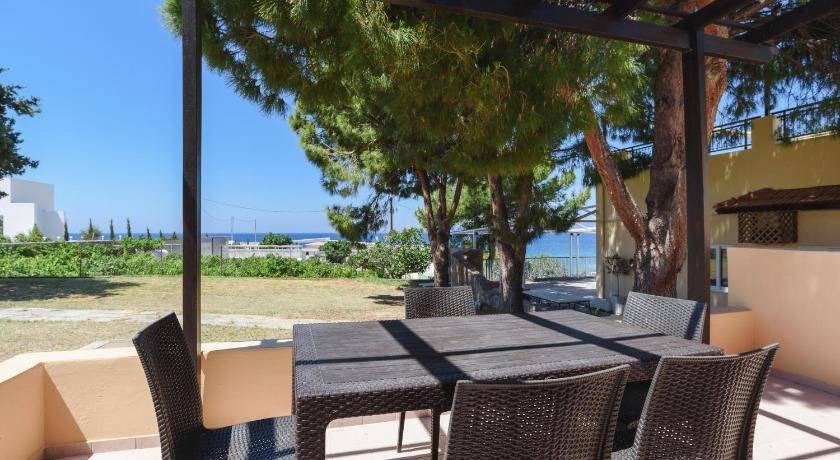 Photo of Others in Pefkos