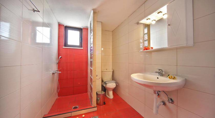 Photo of Bathroom in Anopolis