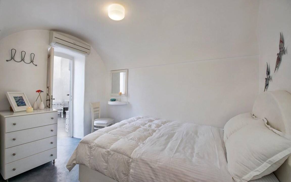Photo of Bedroom in Exo Gonia