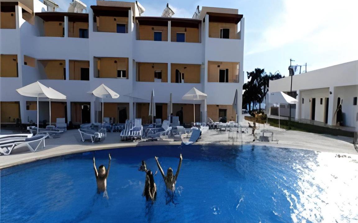 Photo of Others in Pefkos