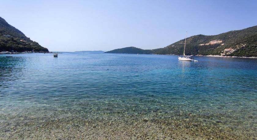 Photo of Others in Mikros Gialos