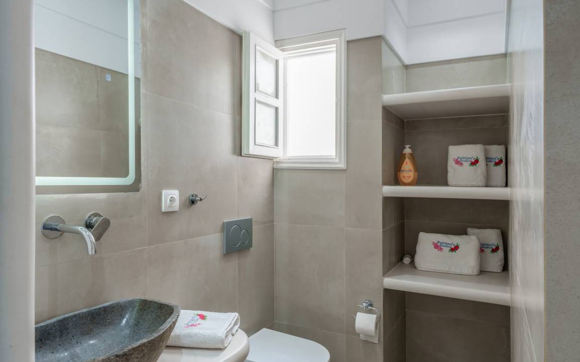 Photo of Bathroom in Amorgos Town