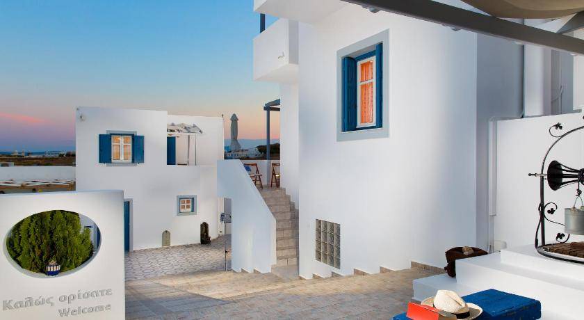 Photo of Others in Milos