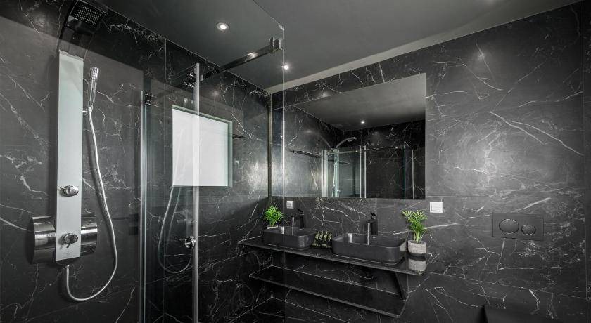 Photo of Bathroom in Zefiria