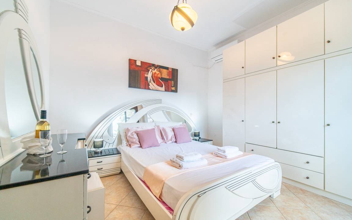 Photo of Bedroom in Argyrades