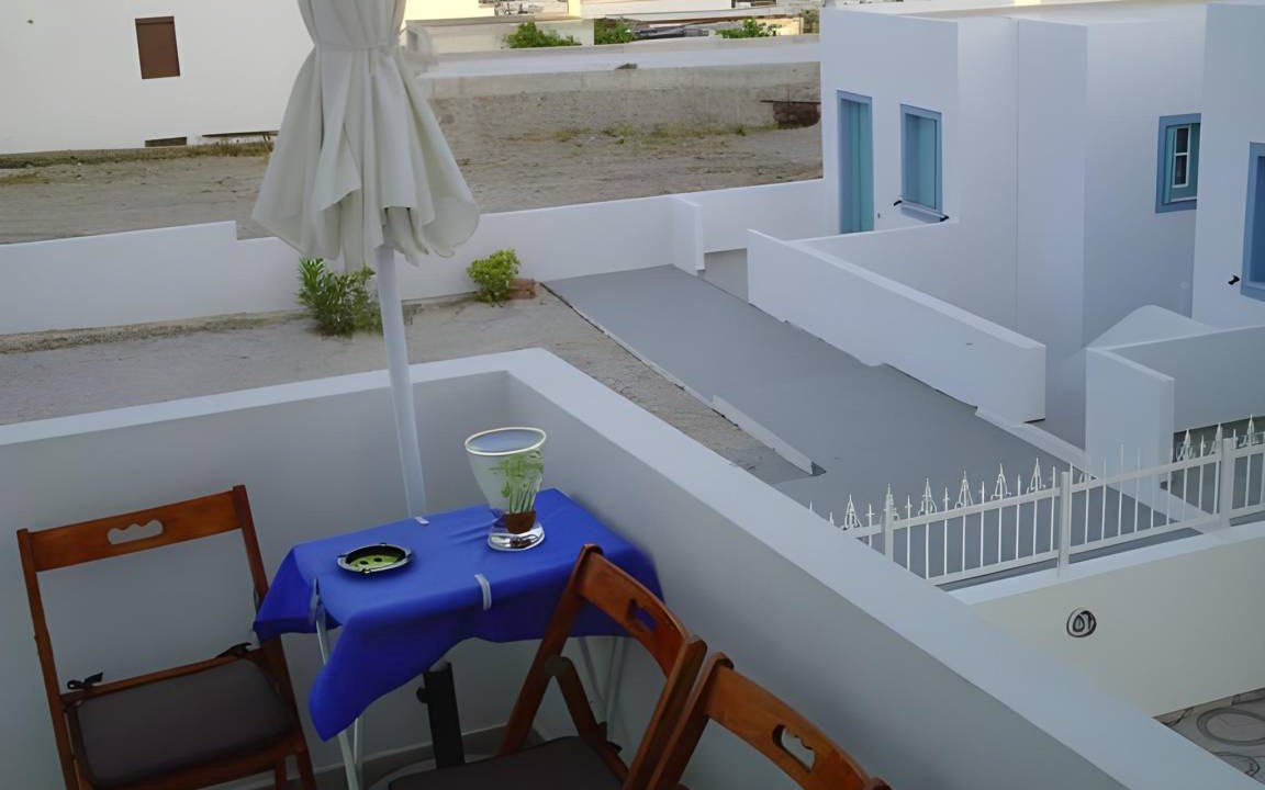 Photo of Others in Milos