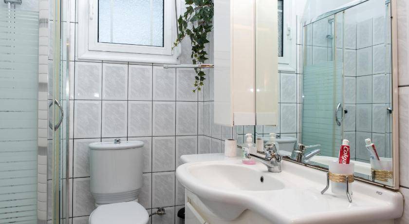 Photo of Bathroom in Nea Iraklitsa
