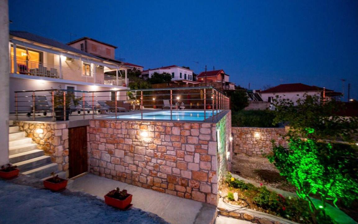 Photo of Patio Balcony in Maries