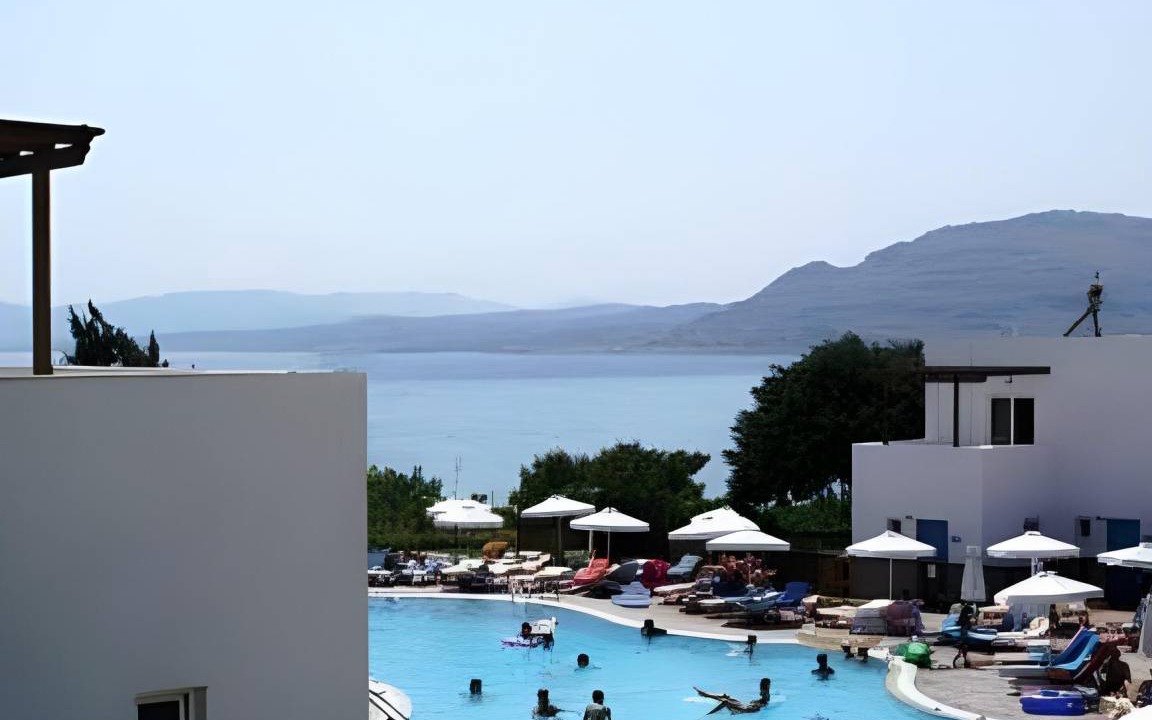 Photo of Others in Pefkos