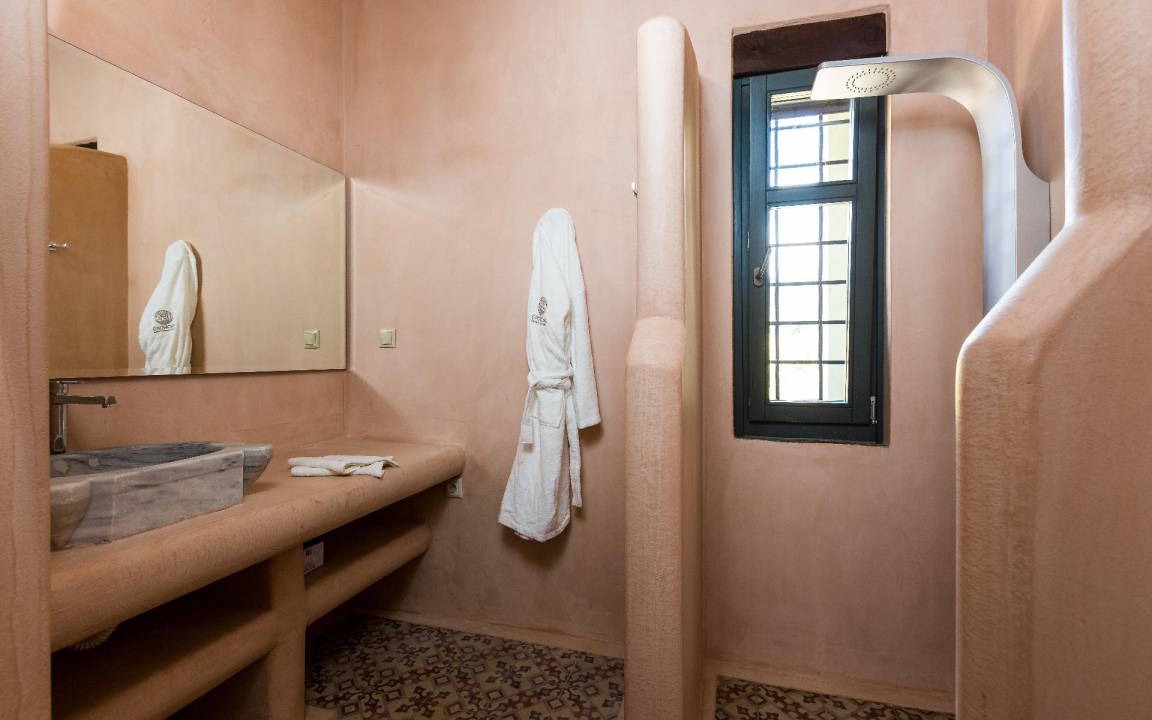 Photo of Bathroom in Achlades