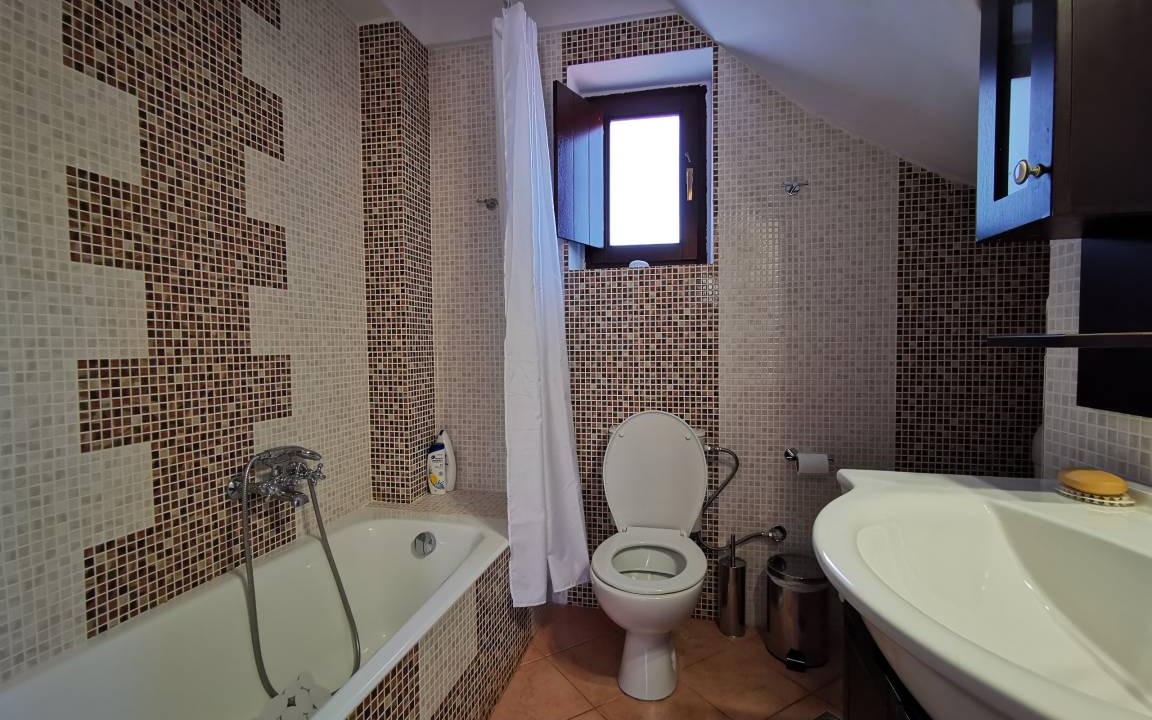 Photo of Bathroom in Omales