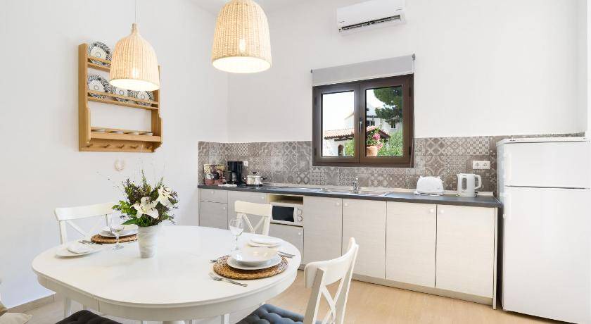 Photo of Kitchen in Pefkos