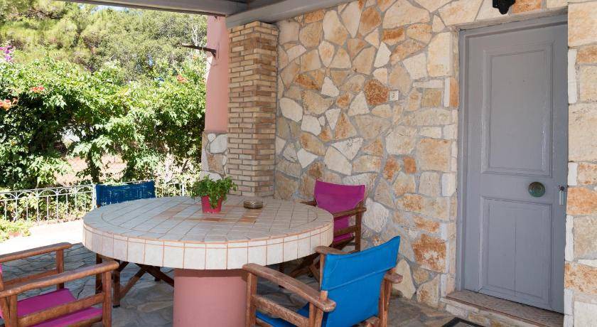 Photo of Patio Balcony in Vasilikos