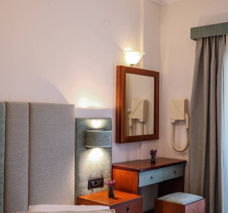Photo of Bedroom in Adamas