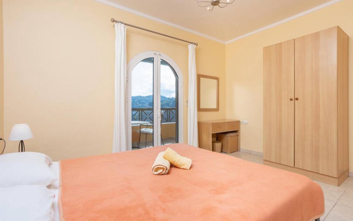 Photo of Bedroom in Lakka
