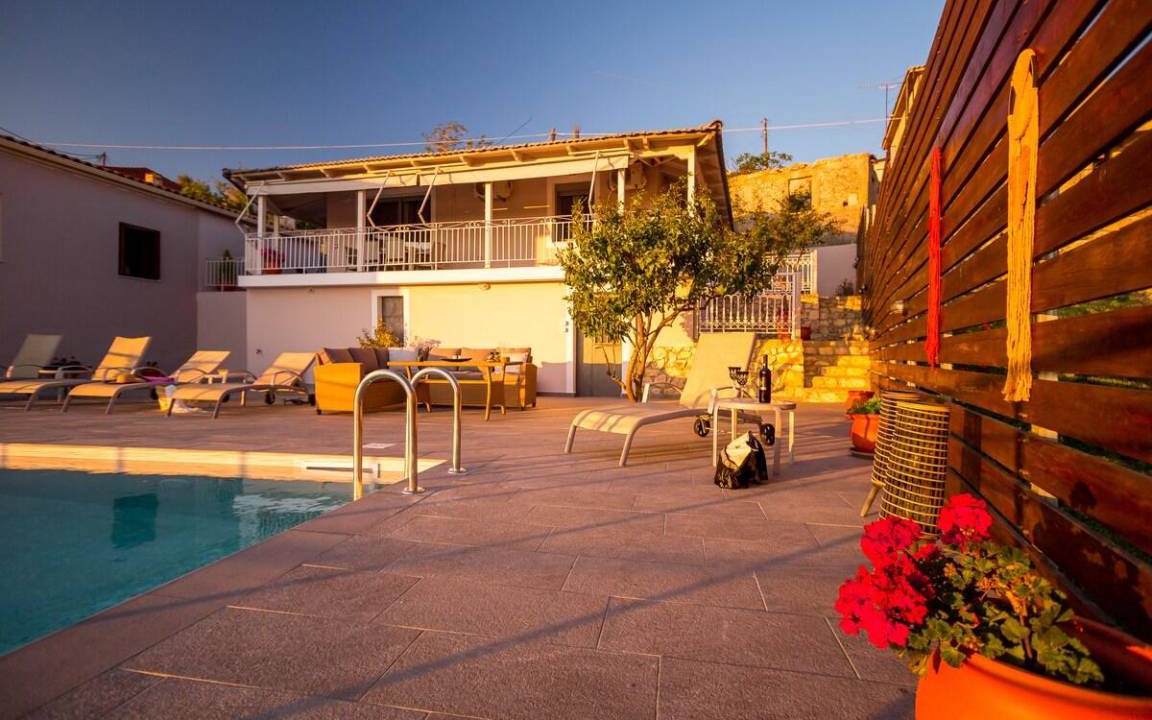 Photo of Patio Balcony in Maries
