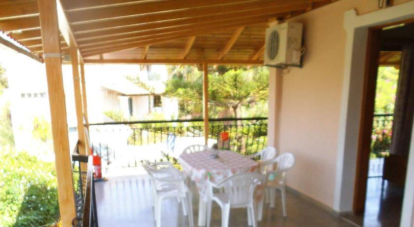 Photo of Patio Balcony in Kalamaki