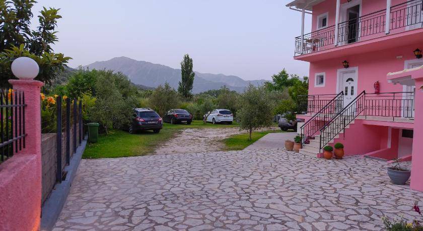 Photo of Others in Vassiliki