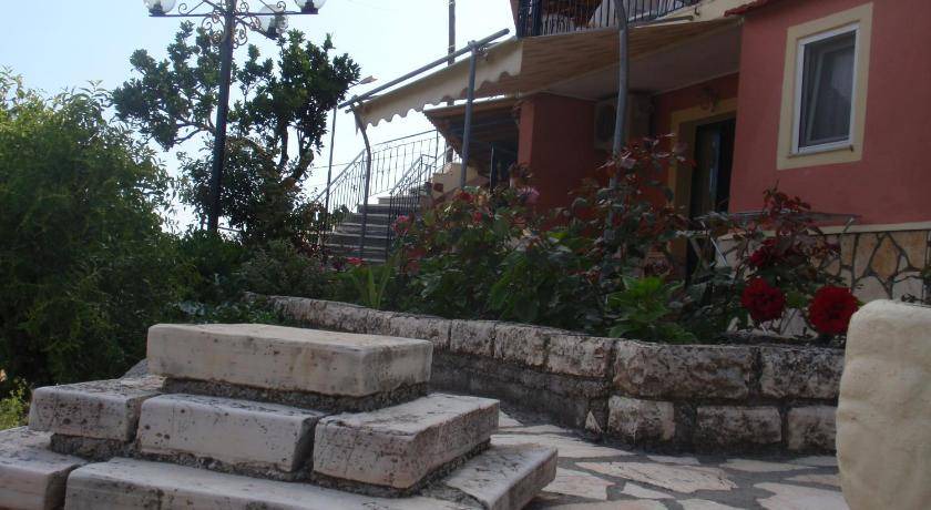 Photo of Others in Lakones