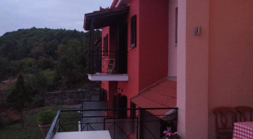 Photo of Patio Balcony in Morfovounion