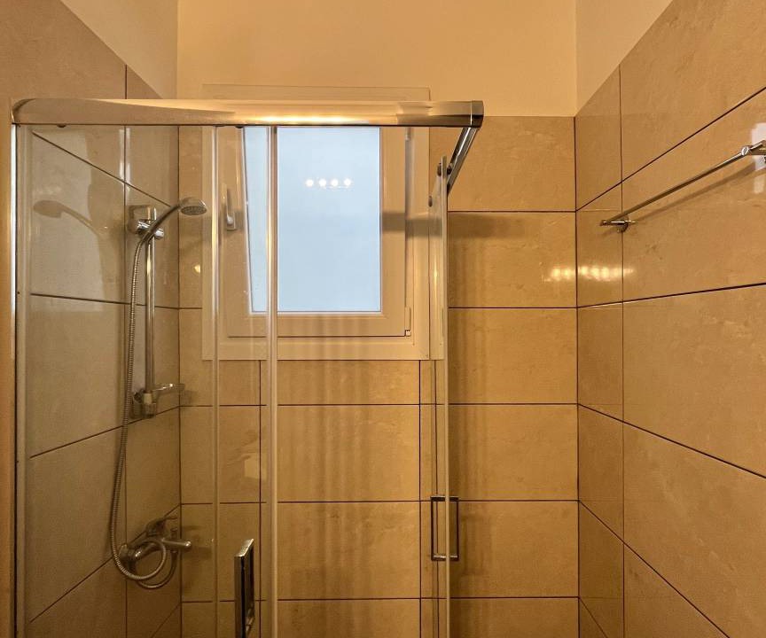 Photo of Bathroom in Omonia
