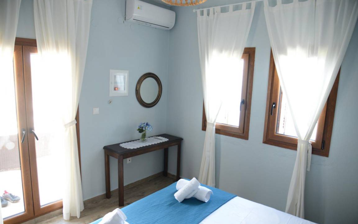 Photo of Bedroom in Sourpi