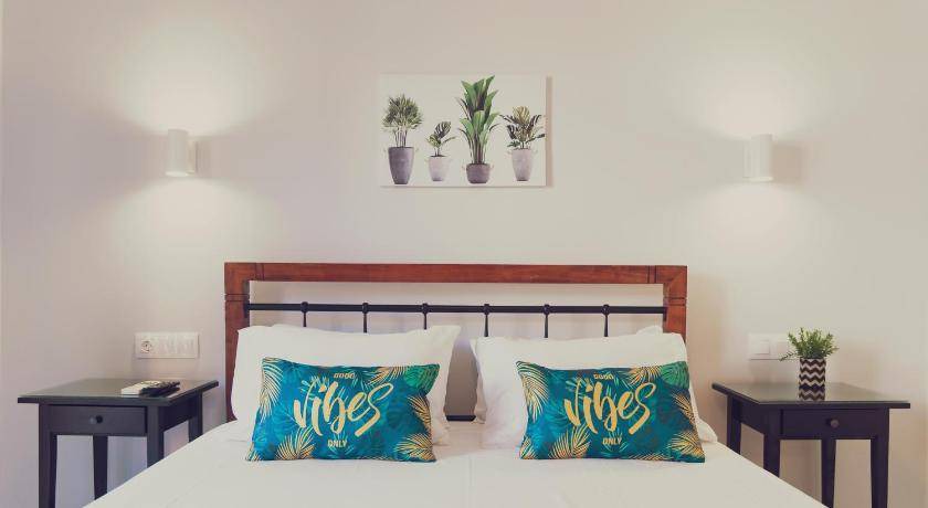 Photo of Bedroom in Benitses