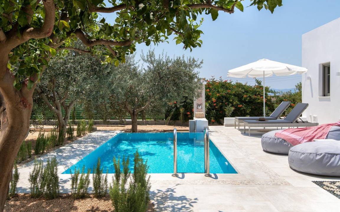 Photo of Others in Pefkos