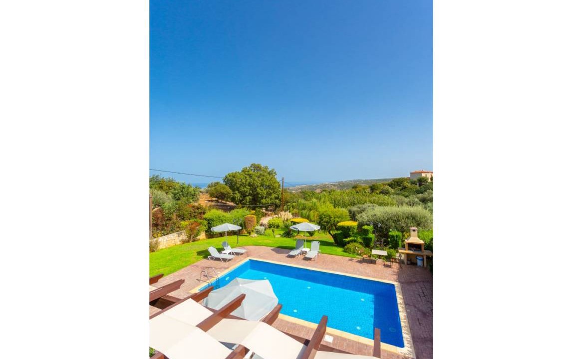 Photo of Outdoor in Gerani