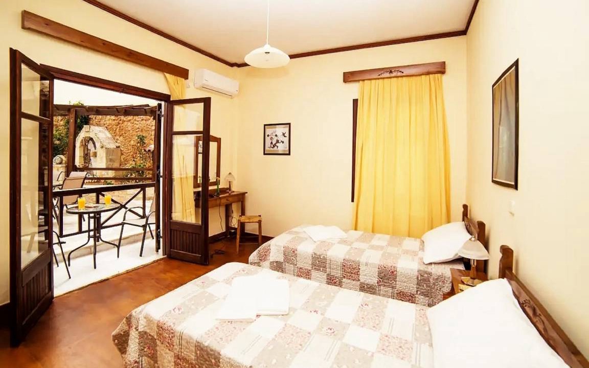 Photo of Bedroom in Roussospiti