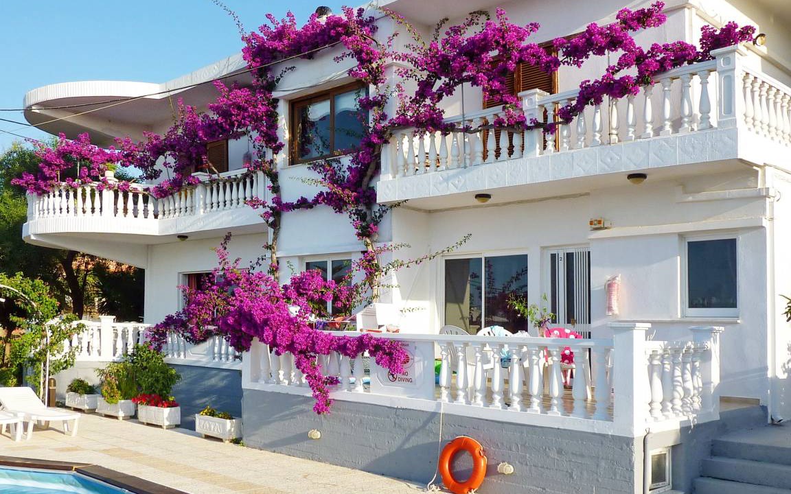 Photo of Patio Balcony in Kato Stalos